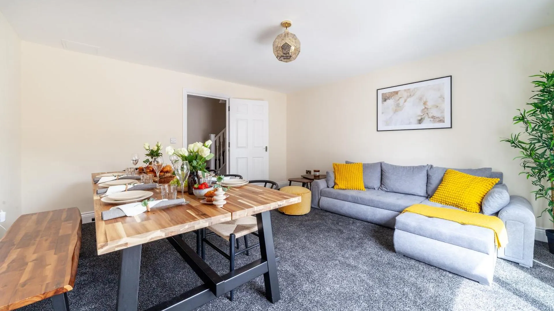 Arte Stays: Spacious Garden House in Stratford with Free Parking London United Kingdom