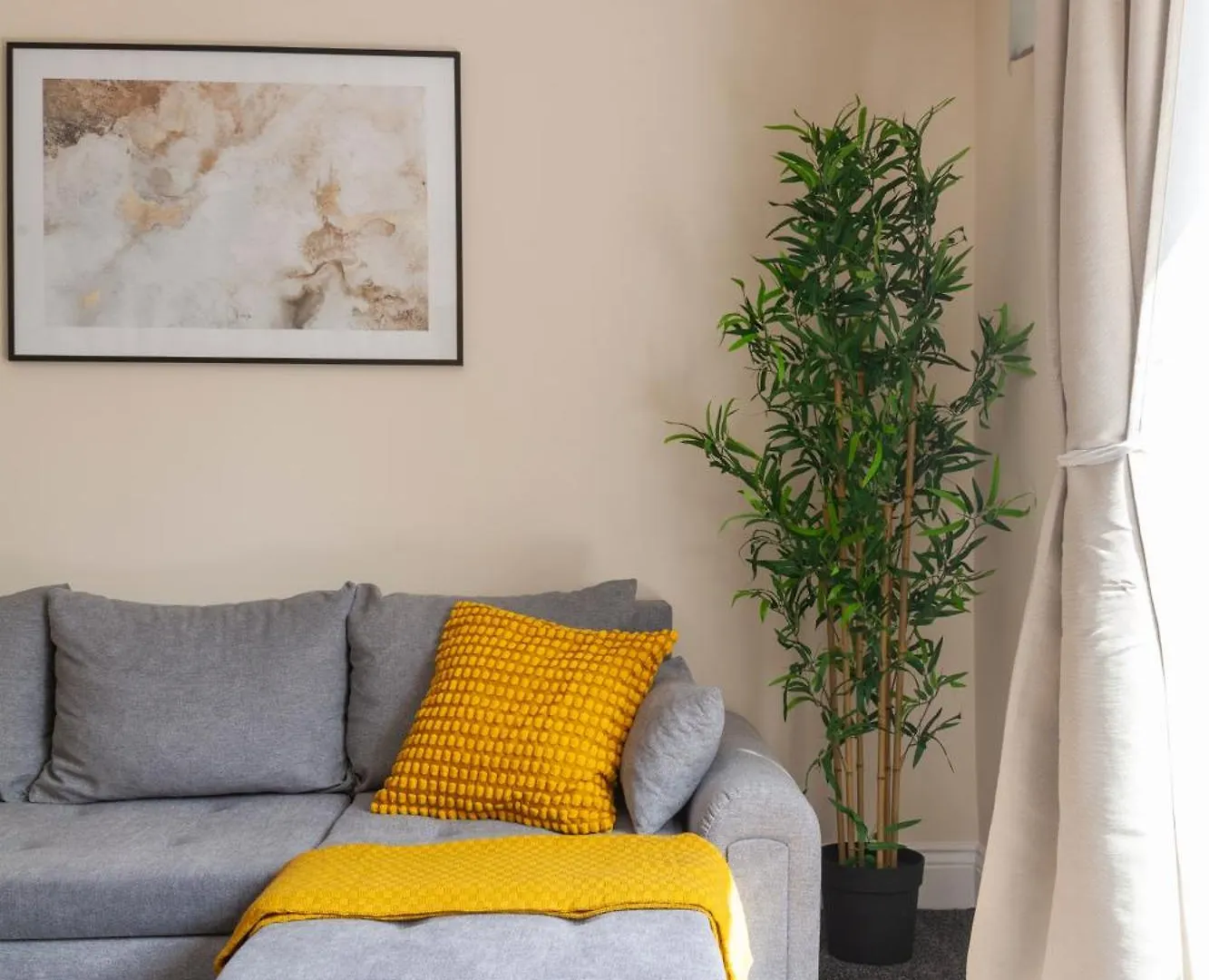 Arte Stays Serviced Houses Stratford - 3 Bedrooms 2 Bathrooms Houses London, Stratford, Maryland, Free Parking, Garden, Weekly Or Monthly Stays - Up To 8 Guests Verenigd Koninkrijk