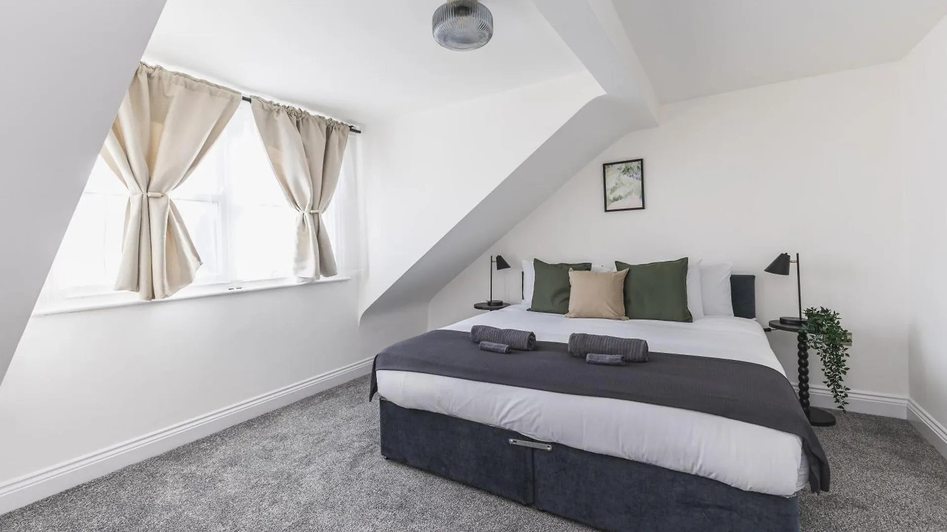 Vakantiehuis Arte Stays Serviced Houses Stratford - 3 Bedrooms 2 Bathrooms Houses London, Stratford, Maryland, Free Parking, Garden, Weekly Or Monthly Stays - Up To 8 Guests Verenigd Koninkrijk