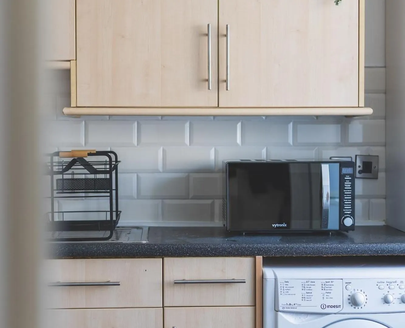 別荘 Arte Stays Serviced Houses Stratford - 3 Bedrooms 2 Bathrooms Houses London, Stratford, Maryland, Free Parking, Garden, Weekly Or Monthly Stays - Up To 8 Guests